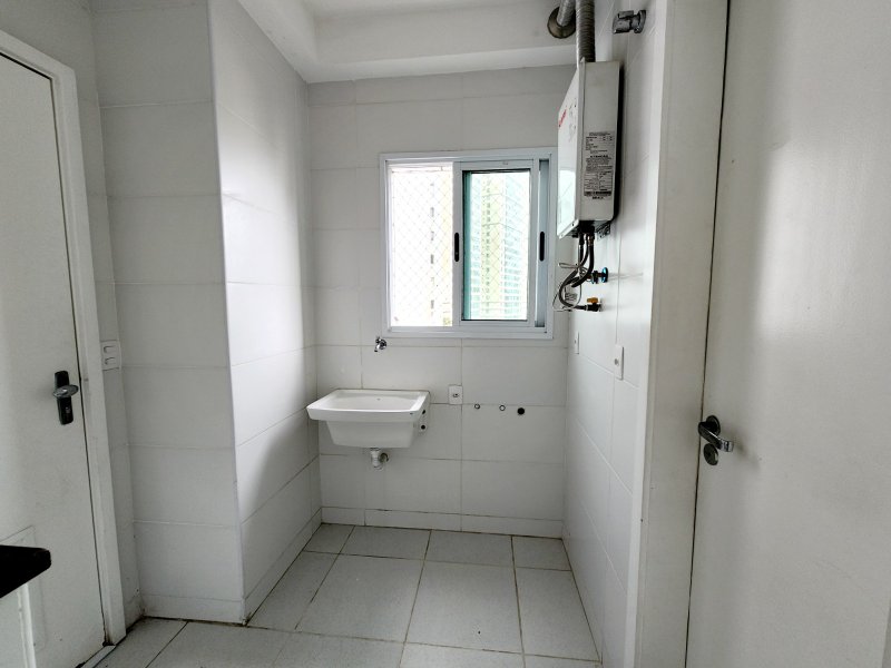APARTAMENTO NASCENTE VISTA MAR 3 QUARTOS 2 SUÍTES 2 GARAGENS À VENDA NO RIO VERMELHO! Avenida Cardeal da Silva Salvador - 