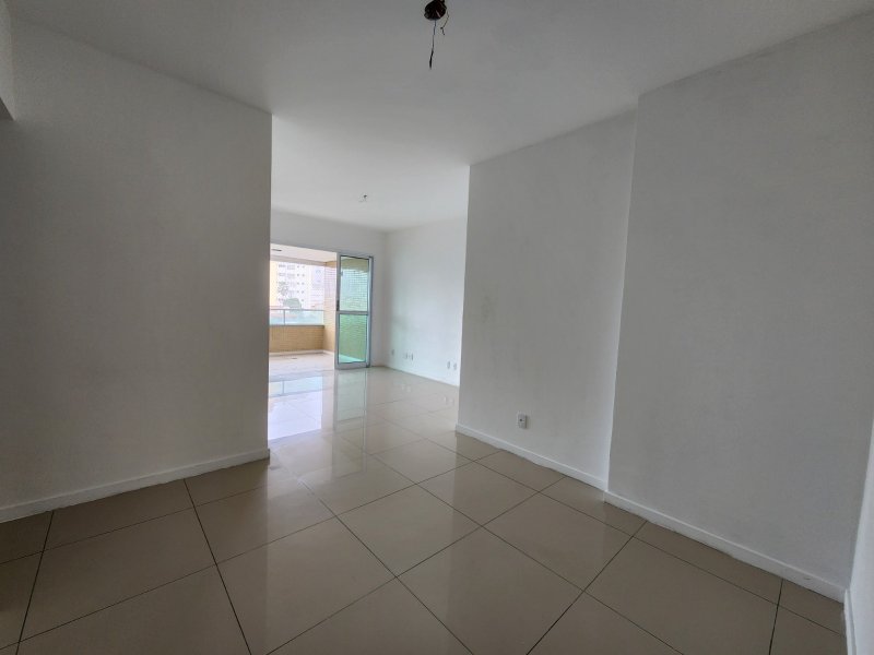 APARTAMENTO NASCENTE VISTA MAR 3 QUARTOS 2 SUÍTES 2 GARAGENS À VENDA NO RIO VERMELHO! Avenida Cardeal da Silva Salvador - 