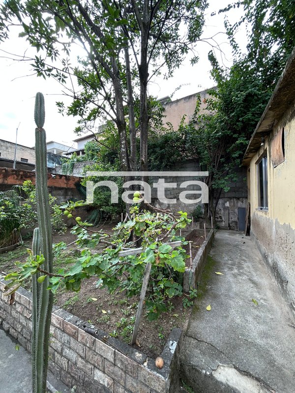 Casa com 3 quartos no centro de Caxias para locação Rua Ana Porto Duque de Caxias - 