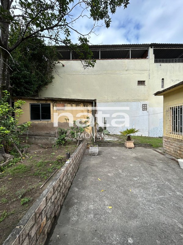Casa com 3 quartos no centro de Caxias para locação Rua Ana Porto Duque de Caxias - 