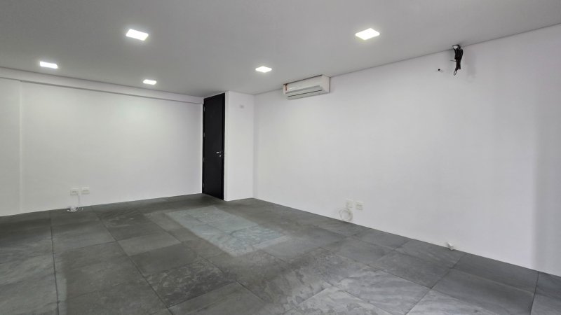Sala Comercial em Perdizes 53m² 2 vagas Rua Cayowaá São Paulo - 