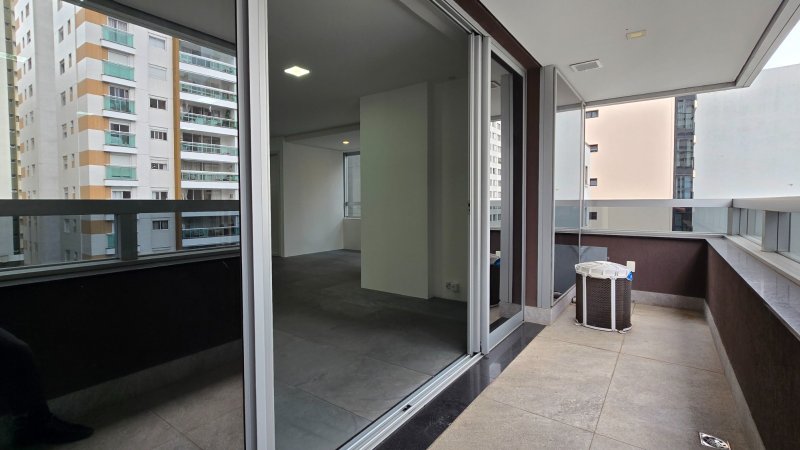 Sala Comercial 53m² em Perdizes 2 vagas Rua Cayowaá São Paulo - 