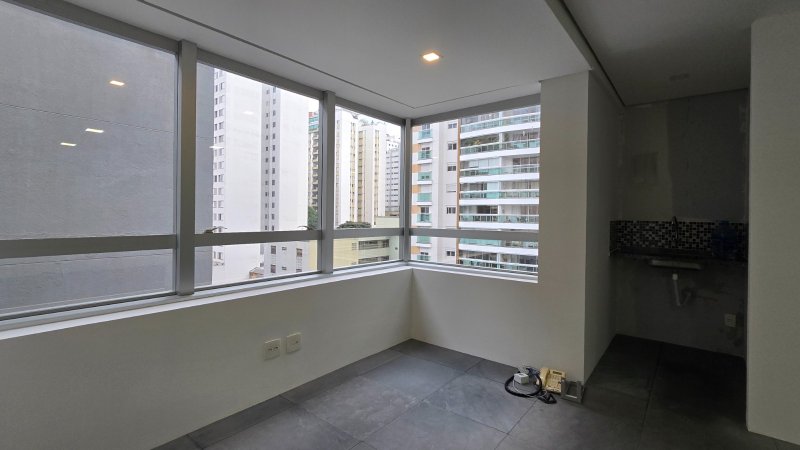 Sala Comercial 53m² em Perdizes 2 vagas Rua Cayowaá São Paulo - 