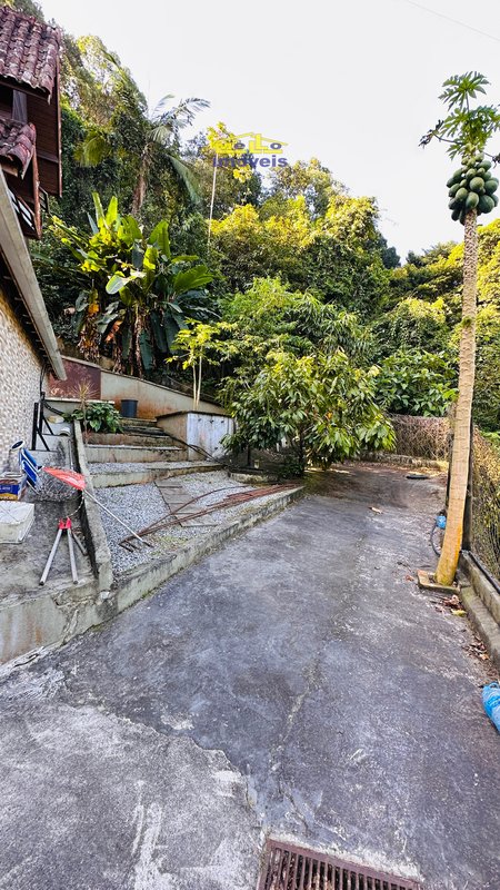 Chalé Rustico em Meio a Natureza Para locação anual e venda Estrada do Piavu São Sebastião - 