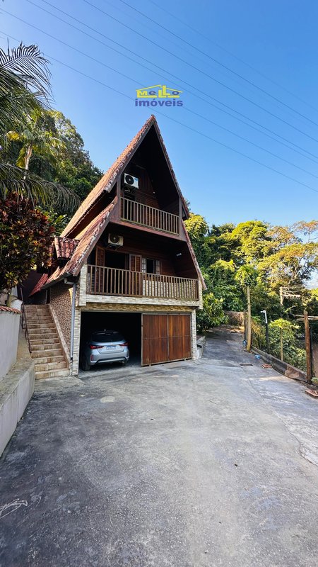 Chalé Rustico em Meio a Natureza Para locação anual e venda Estrada do Piavu São Sebastião - 
