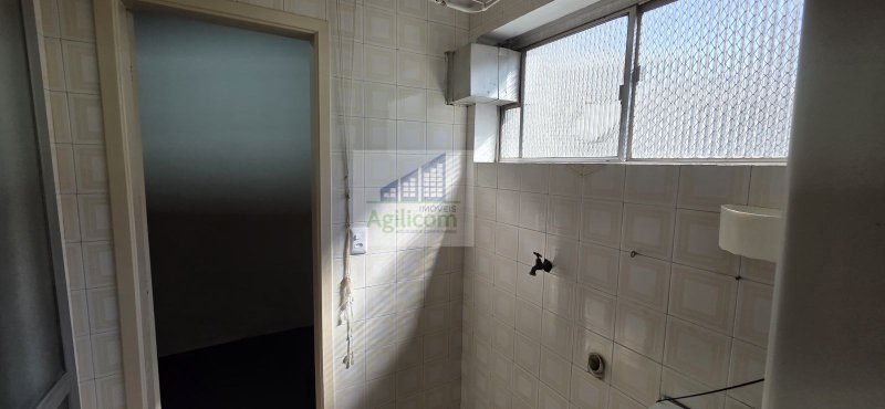 APARTAMENTO À VENDA EM MOEMA COM 2 DORMTÓRIOS E 1 VAGA DE GARAGEM Avenida Rouxinol São Paulo - 