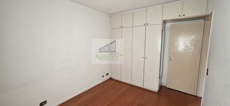 APARTAMENTO À VENDA EM MOEMA COM 2 DORMTÓRIOS E 1 VAGA DE GARAGEM Avenida Rouxinol São Paulo - 