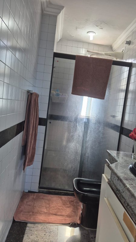 APARTAMENTO VISTA MAR 2 QUARTOS SUÍTE VARANDA 2 GARAGENS À VENDA NO RIO VERMELHO! Avenida Cardeal da Silva Salvador - 