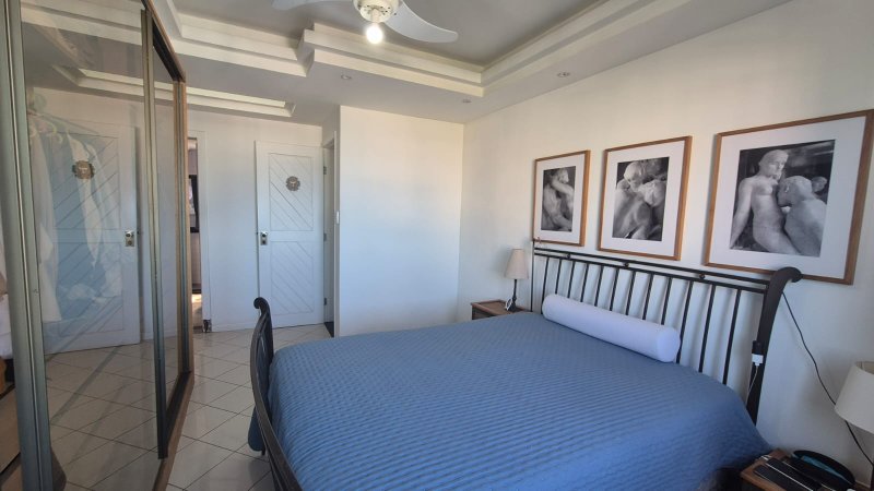 APARTAMENTO VISTA MAR 2 QUARTOS SUÍTE VARANDA 2 GARAGENS À VENDA NO RIO VERMELHO! Avenida Cardeal da Silva Salvador - 