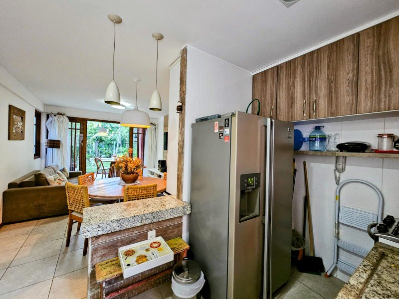 APARTAMENTO FINAMENTE DECORADO 2 SUÍTES 2 GARAGENS À VENDA NA PRIA DO FORTE! Reserva Timeantube MATA DE SÃO JOÃO - 