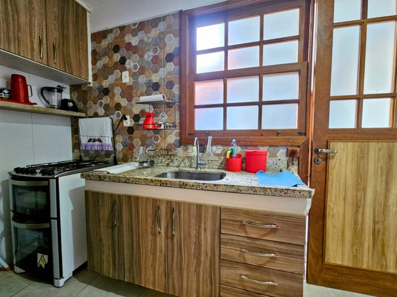 APARTAMENTO FINAMENTE DECORADO 2 SUÍTES 2 GARAGENS À VENDA NA PRIA DO FORTE! Reserva Timeantube MATA DE SÃO JOÃO - 