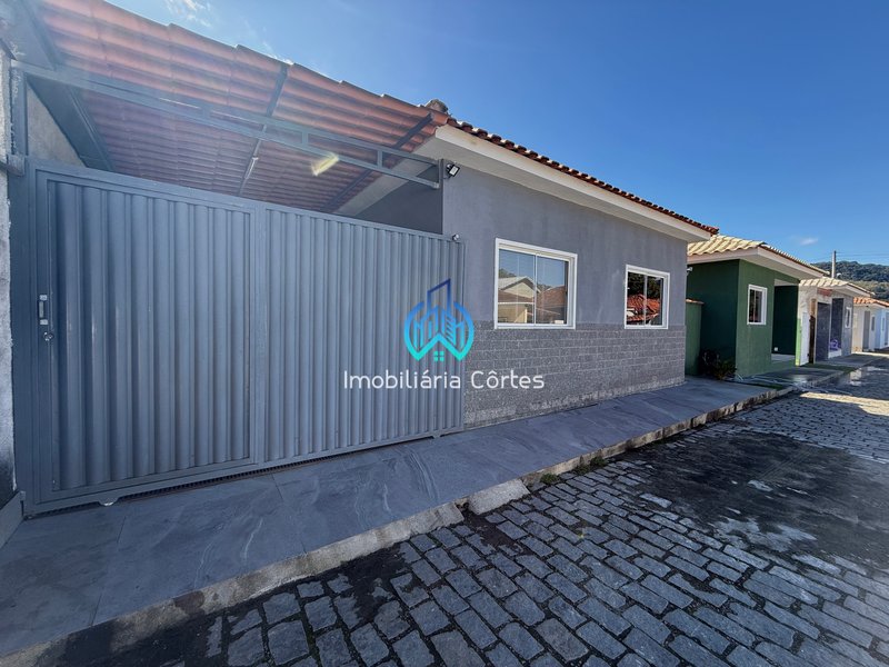 Casa em Condomínio à Venda — Viva com conforto e segurança em Guapimirim/RJ Rua B Guapimirim - 