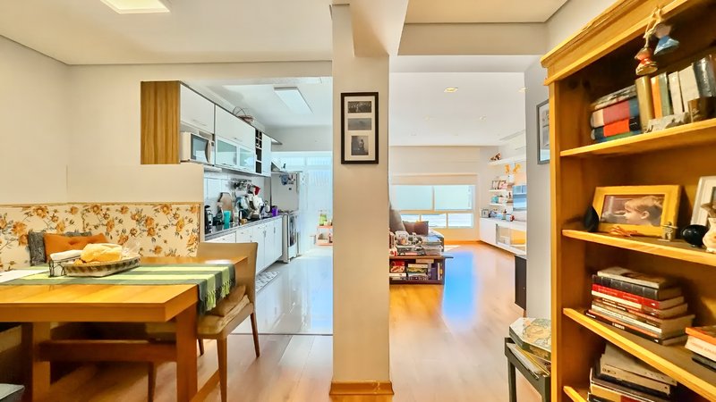 R$ 670.000 - ÓTIMO APARTAMENTO - 100M2 - 3 DORM - SUÍTE - DEPENDÊNCIA - 2 VAGAS Avenida Lageado Porto Alegre - 