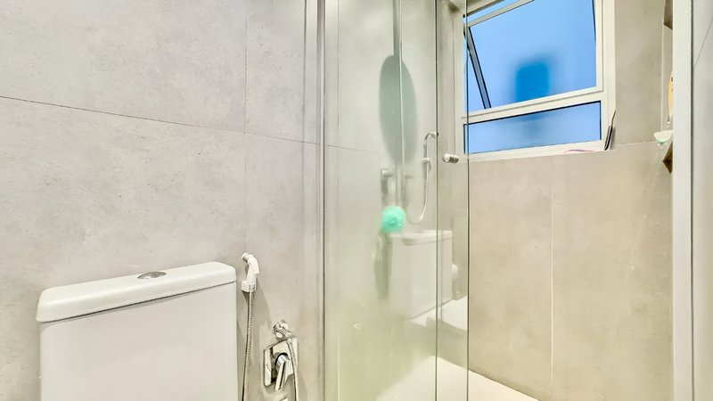 R$ 670.000 - ÓTIMO APARTAMENTO - 100M2 - 3 DORM - SUÍTE - DEPENDÊNCIA - 2 VAGAS Avenida Lageado Porto Alegre - 