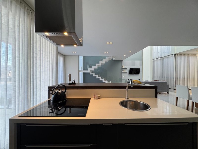 Casa de Luxo à Venda - Porteira Fechada | Moderna, Sustentável e Completa Rua Professor José Leme do Prado Valinhos - 