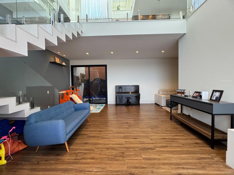 Casa de Luxo à Venda - Porteira Fechada | Moderna, Sustentável e Completa Rua Professor José Leme do Prado Valinhos - 