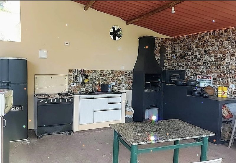 Chácara com 2 piscinas à venda no Parque Alpina - Igaratá - 