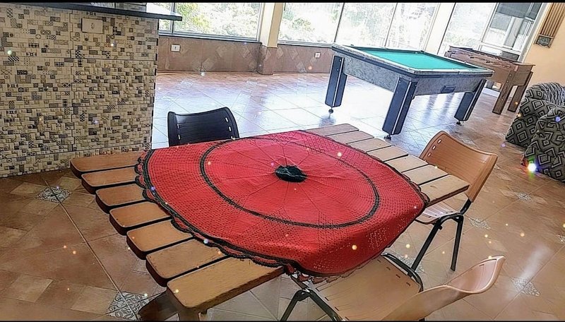 Chácara com 2 piscinas à venda no Parque Alpina - Igaratá - 