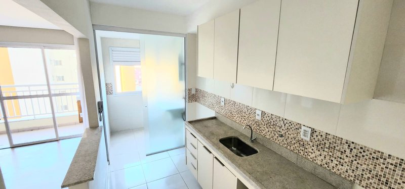 Apartamento com 3 Dormitórios e Varanda Gourmet no Antonello Residencial – Oportunidade! - Mogi das Cruzes - 