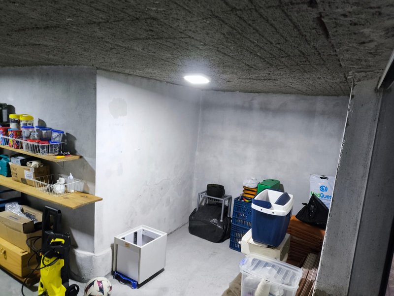 Casa Térrea Avarandada para Alugar no Condomínio Rubi - Mogi das Cruzes - 
