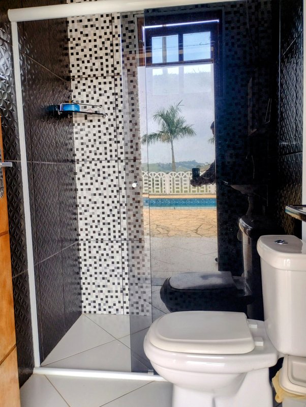 Chácara com piscina à venda próximo ao bairro do Funil - Santa Isabel - 