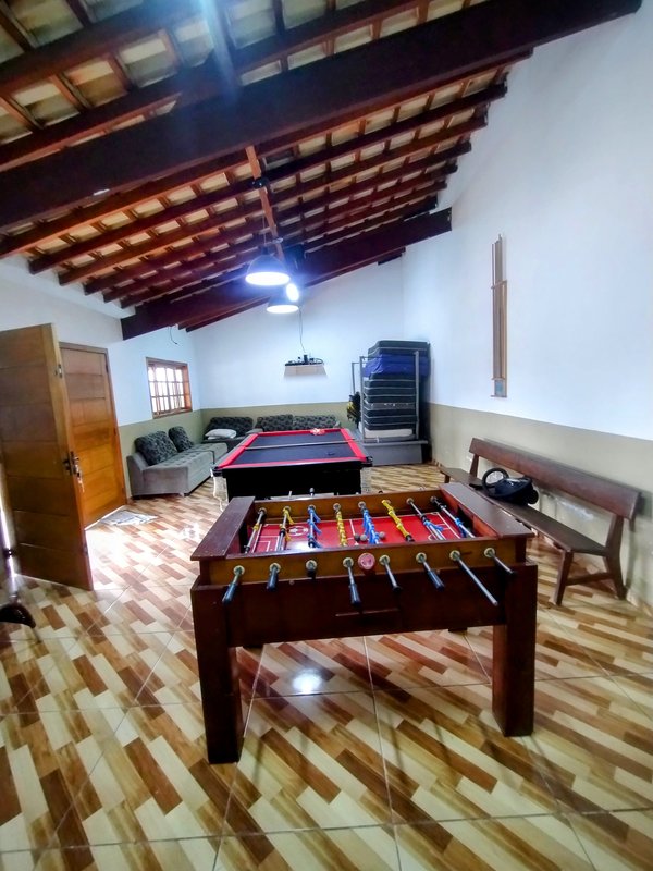 Chácara com piscina à venda próximo ao bairro do Funil - Santa Isabel - 