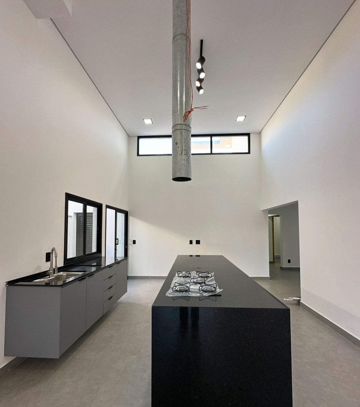 Casa com 3 dormit&oacute;rios &agrave; venda,200 m&sup2; - Condom&iacute;nio Ch&aacute;cara Ondina - Sorocaba - SP Avenida Maria Hannickel Nascimento Sorocaba - 