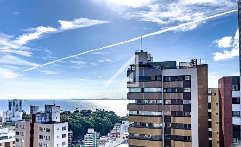 APARTAMENTO 3 QUARTOS SUÍTE VARANDA ANDAR ALTO 2 GARAGENS PISCINA QUADRA ACADEMIA NA GRAÇA Rua Santa Rita de Cássia Salvador - 