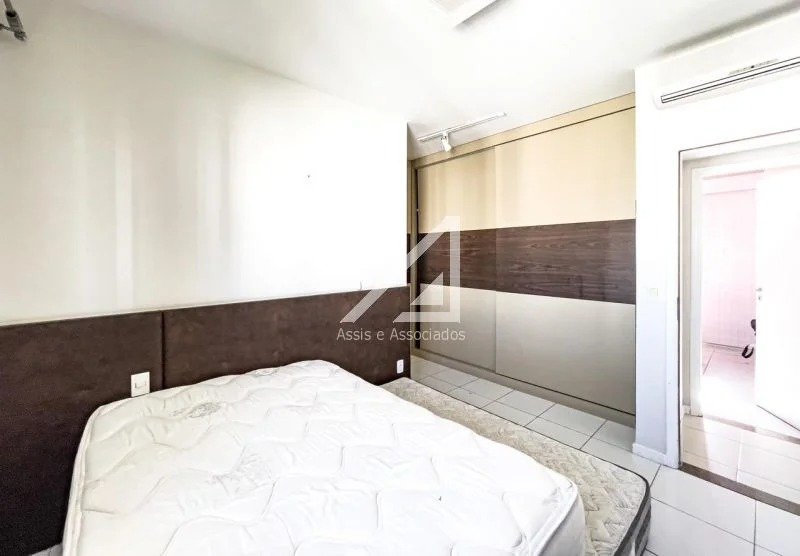 APARTAMENTO 3 QUARTOS SUÍTE VARANDA ANDAR ALTO 2 GARAGENS PISCINA QUADRA ACADEMIA NA GRAÇA Rua Santa Rita de Cássia Salvador - 