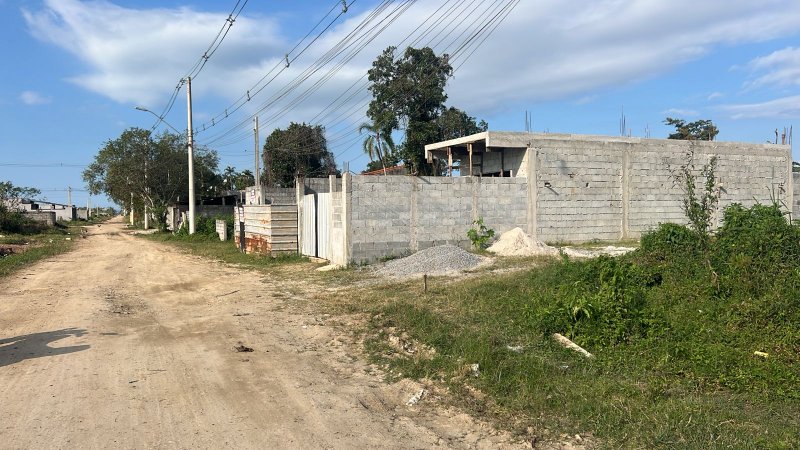 TERRENO À VENDA – GOLFINHO - Caraguatatuba - 