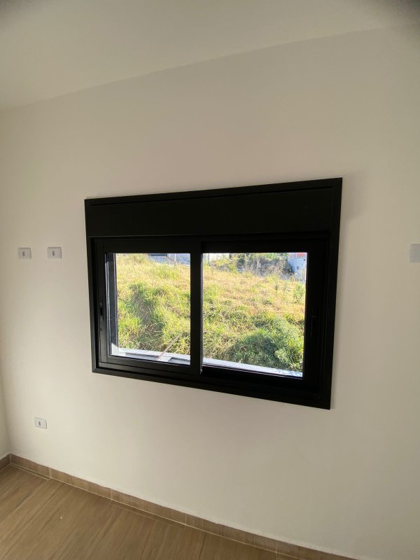 LINDA CASA NA VILA RUBI - Franco da Rocha - 