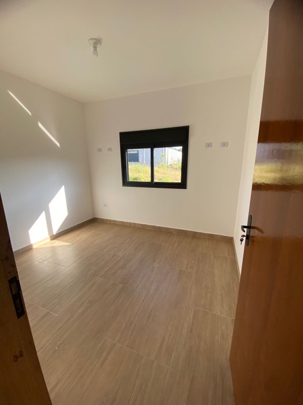 LINDA CASA NA VILA RUBI - Franco da Rocha - 