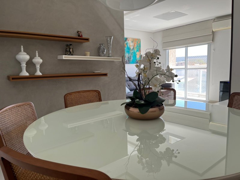 Apartamento À VENDA, 85m - 3 Dorm. 1 Suíte - R$ 670.000 - PLAZA MADRID - Sorocaba SP Rua Raul Pompéia Sorocaba - 