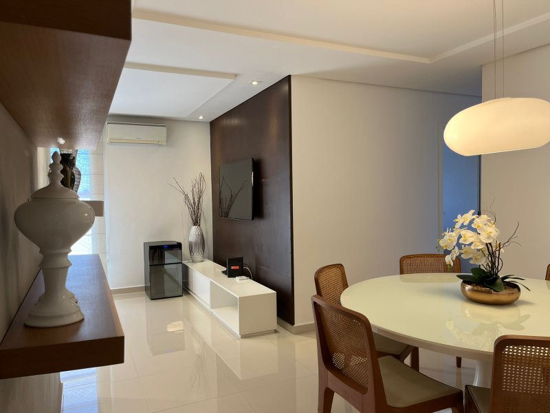 Apartamento À VENDA, 85m - 3 Dorm. 1 Suíte - R$ 670.000 - PLAZA MADRID - Sorocaba SP Rua Raul Pompéia Sorocaba - 