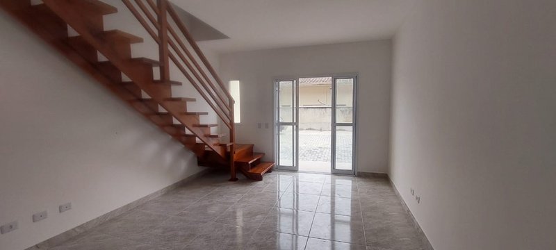 🏡 Oportunidade Imperdível – Sobrados à Venda no Massaguaçu - Caraguatatuba - 