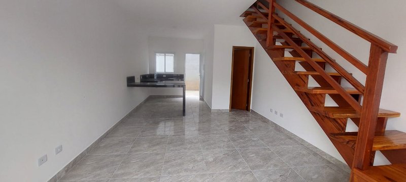 🏡 Oportunidade Imperdível – Sobrados à Venda no Massaguaçu - Caraguatatuba - 