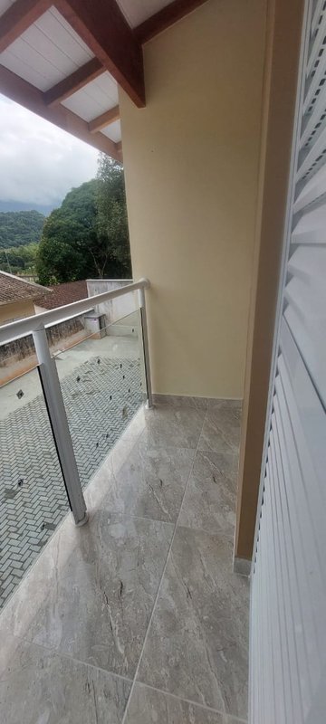 🏡 Oportunidade Imperdível – Sobrados à Venda no Massaguaçu - Caraguatatuba - 