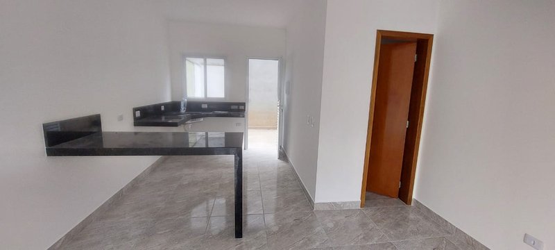 🏡 Oportunidade Imperdível – Sobrados à Venda no Massaguaçu - Caraguatatuba - 