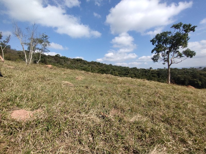Excelente terreno à venda no Almeida Prado - Igaratá - 