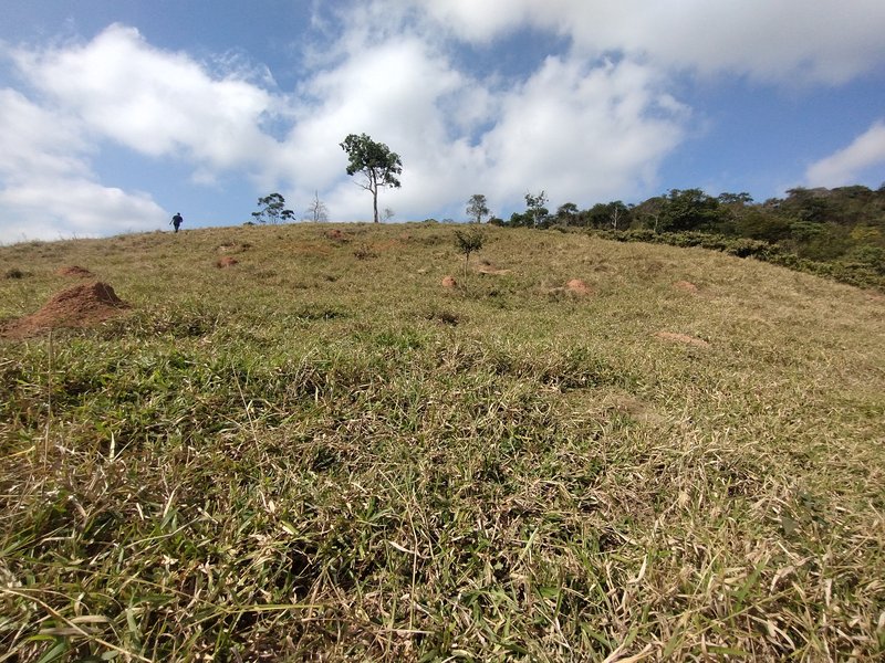 Excelente terreno à venda no Almeida Prado - Igaratá - 