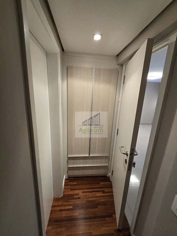 APARTAMENTO PARA LOCAÇÃO EM CHÁCARA SANTO ANTÔNIO COM 3 DORMITÓRIOS E 3 VAGAS DE GARAGEM Rua da Paz São Paulo - 