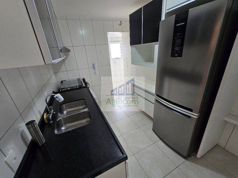 APARTAMENTO PARA LOCAÇÃO EM CHÁCARA SANTO ANTÔNIO COM 3 DORMITÓRIOS E 3 VAGAS DE GARAGEM Rua da Paz São Paulo - 