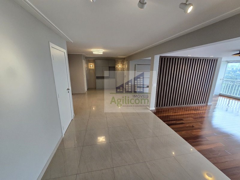 APARTAMENTO PARA LOCAÇÃO EM CHÁCARA SANTO ANTÔNIO COM 3 DORMITÓRIOS E 3 VAGAS DE GARAGEM Rua da Paz São Paulo - 