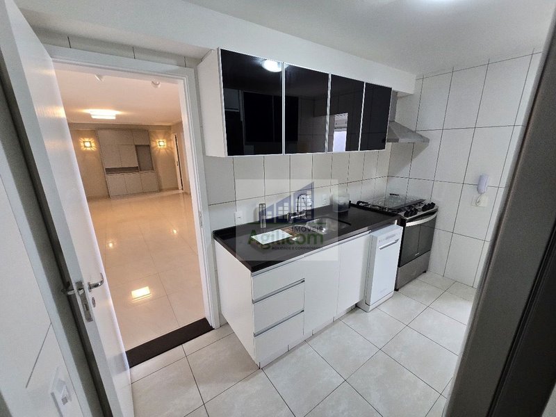 APARTAMENTO PARA LOCAÇÃO EM CHÁCARA SANTO ANTÔNIO COM 3 DORMITÓRIOS E 3 VAGAS DE GARAGEM Rua da Paz São Paulo - 