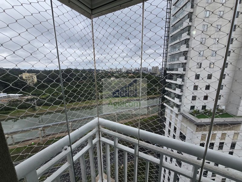 APARTAMENTO PARA LOCAÇÃO EM CHÁCARA SANTO ANTÔNIO COM 3 DORMITÓRIOS E 3 VAGAS DE GARAGEM Rua da Paz São Paulo - 