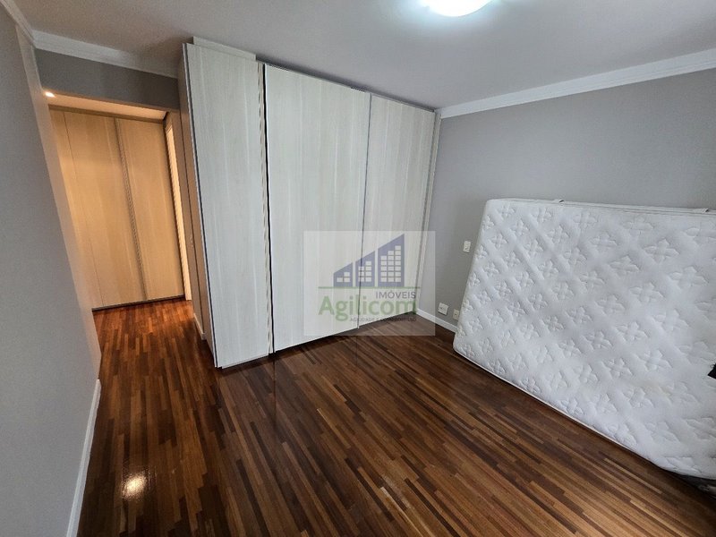 APARTAMENTO PARA LOCAÇÃO EM CHÁCARA SANTO ANTÔNIO COM 3 DORMITÓRIOS E 3 VAGAS DE GARAGEM Rua da Paz São Paulo - 