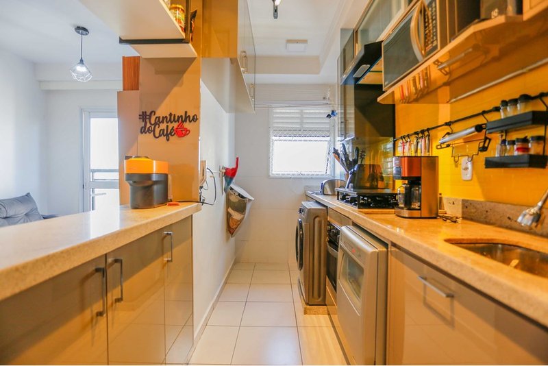 Apartamento à Venda, 53m - R$ 340.000 - 2 Dormitórios - Residencial Platinum - Votorantim Avenida Pedro Ferreira Machado Votorantim - 