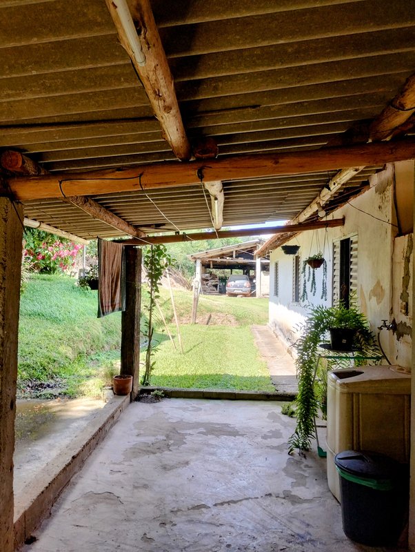 Ótimo sítio à venda no bairro do Pinhal - Jacareí - 