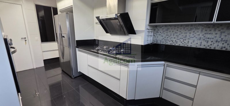 APARTAMENTO MOBILIADO  PARA LOCAÇÃO EM CHÁCARA SANTO ANTÔNIO COM 3 DORMITÓRIOS E 2 VAGAS Rua da Paz São Paulo - 