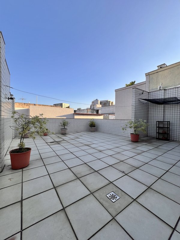 Cobertura duplex com 4 suítes no Jardim Oceânico  Rio de Janeiro - 